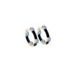 Orecchini argento con bagno in oro giallo  smalto a fuoco di colore bianco impreziositi da pietre azzurre laura p