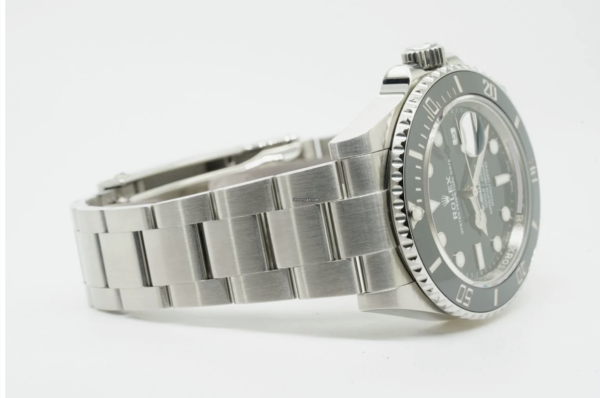 Rolex Submariner Date 126610LN