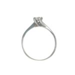 Anello oro bianco solitario con diamante