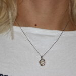 Collana oro bianco con ciondolo perla e zircone
