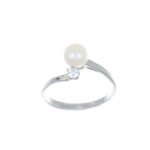 Anello oro bianco con perla e zircone