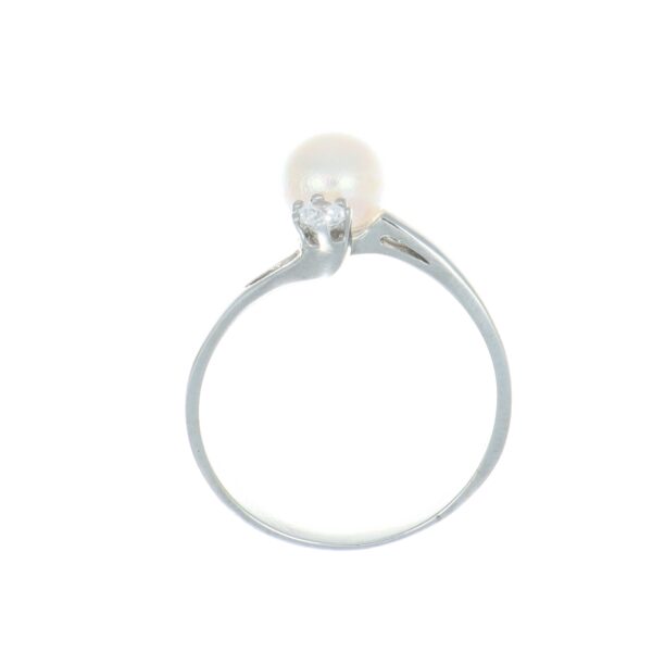 Anello oro bianco con perla e zircone
