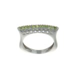 Anello oro bianco con zirconi verdi