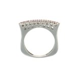 Anello oro bianco con zirconi rosa