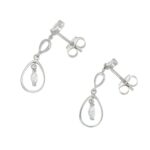 Orecchini oro bianco pendenti con zirconi bianchi taglio marquise