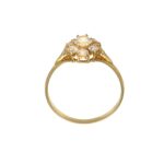 Anello oro giallo fiore con zirconi bianchi