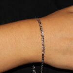 Bracciale oro bianco lucido lavorato tre piu uno