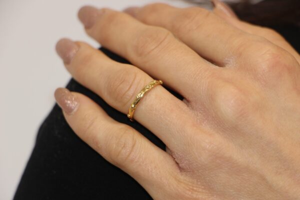Anello oro giallo rosario