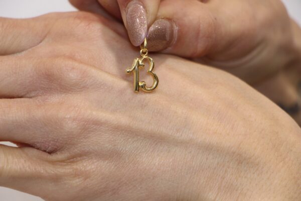 Ciondolo oro giallo numero tredici