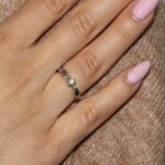 Anello oro bianco solitario con diamante