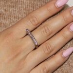 Anello oro bianco con zirconi rosa