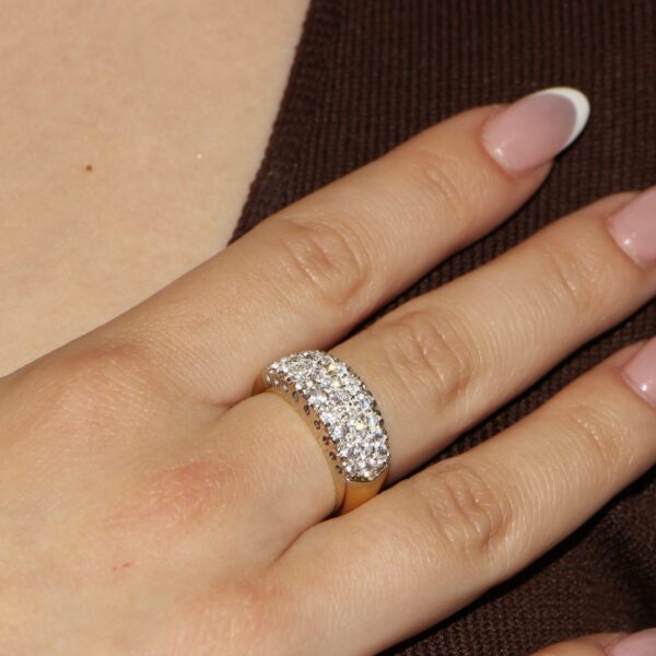 Anello due ori con pavee zirconi bianchi