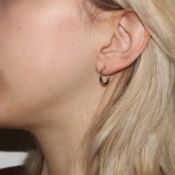 Orecchini oro bianco cerchietti lavorati