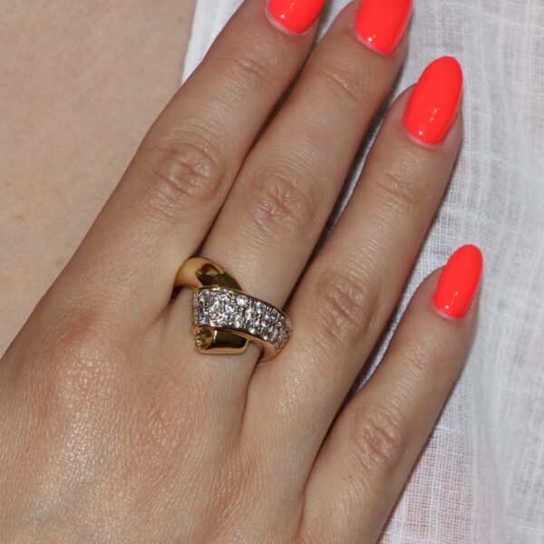 Anello oro giallo incrociato con zirconi