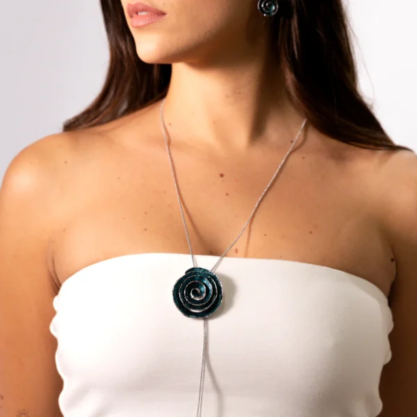 Collana catena saliscendi zama spirale