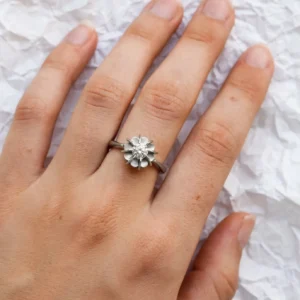 anello oro bianco con diamante