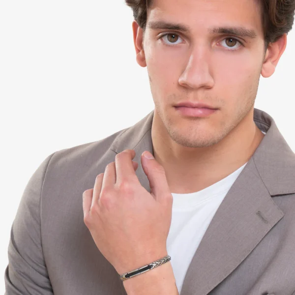 Luca Barra bracciale catena piastra con elemento ip nero