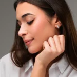 Luca Barra orecchino con cuore dorato con zirconi bianchi