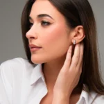 Luca Barra orecchino donna con cuori e zirconi bianchi colore acciaio