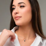 Luca Barra collana a catena con cuori con zirconi bianchi e verdi