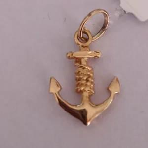 ciondolo oro giallo ancora