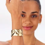 S'Agapõ bracciale rigido con finitura pvd oro 14k