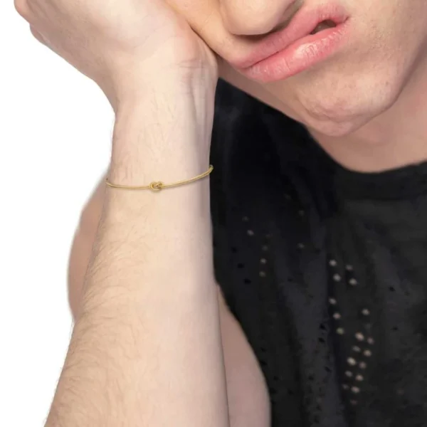 Marlù bracciale foxtail nero con nodo e scritta "Knoted" regolabile