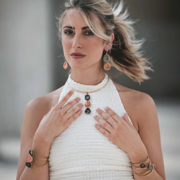 CHOKER OTTONE TRE PIETRE PENDENTI GEODE VERDE E BLU