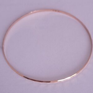 BRACCIALE ORO GIALLO RIGIDO TONDO LAVORATO SOTTILE