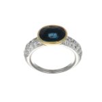 ANELLO DUE ORI CON ZAFFIRO BLU E DIAMANTI