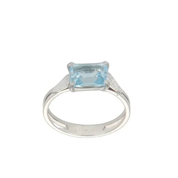 ANELLO ORO BIANCO CON TOPAZIO AZZURRO
