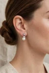 ORECCHINI ORO BIANCO CON PERLE E DIAMANTI KT 0.04 H KIARA