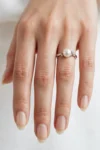 ANELLO ORO BIANCO PERLA E DIAMANTI KT 0.020 H YUKIKO