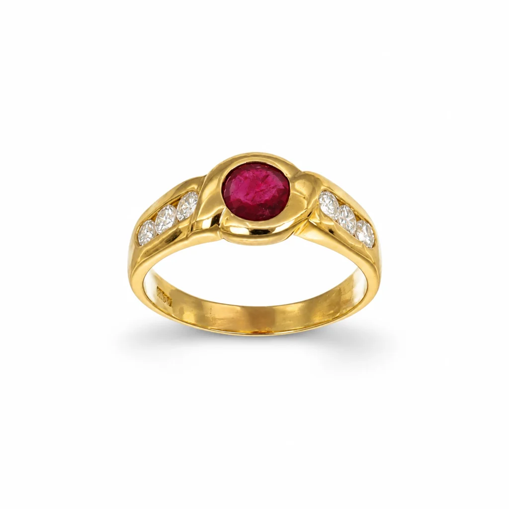 Anello oro giallo con diamanti KT 0.05X6 G VS1 e rubino taglio rotondo KT 0.68, oro 18 kt
