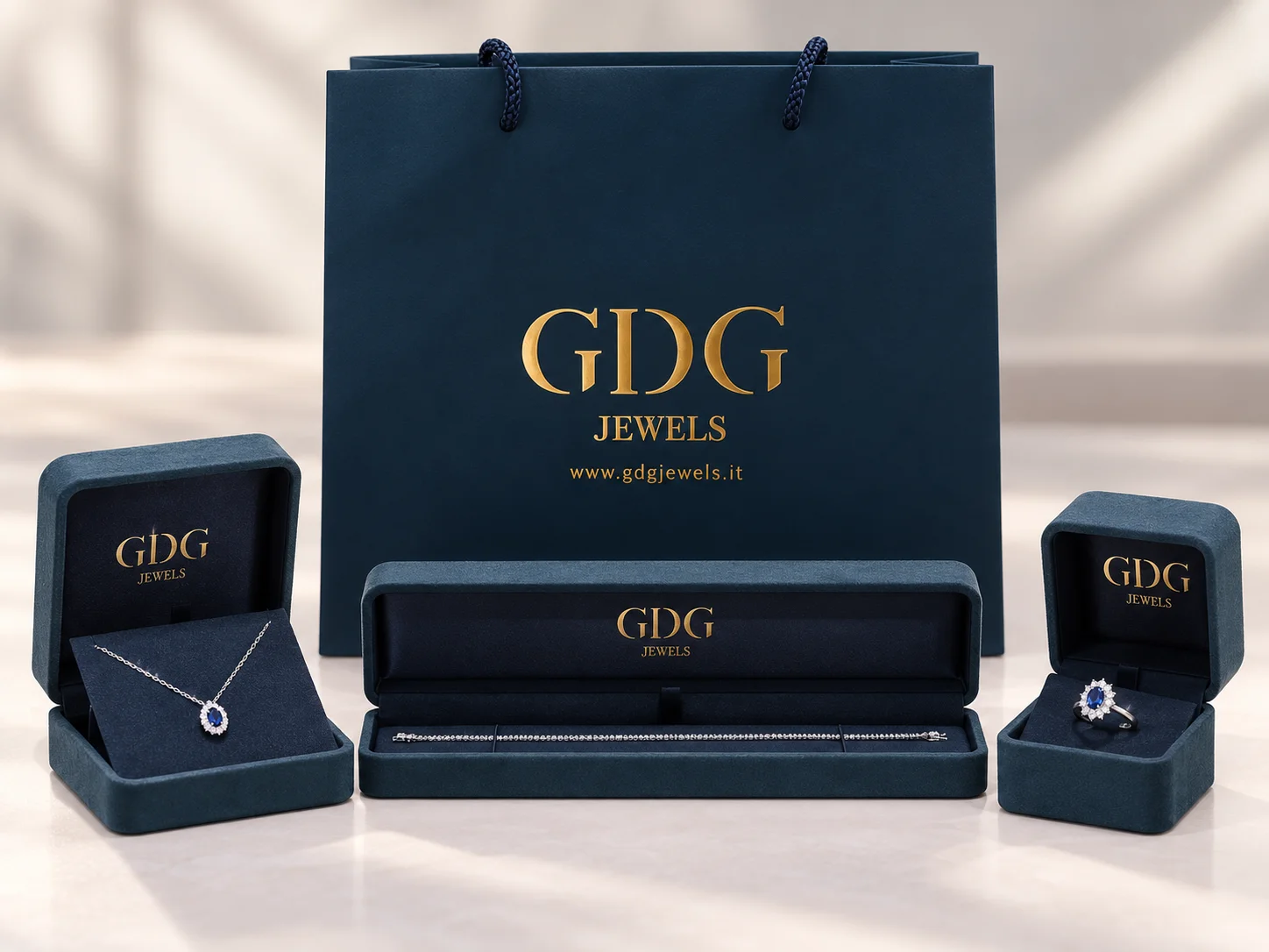 GDG Jewels: shopper e scatole con collana, bracciale e anello
