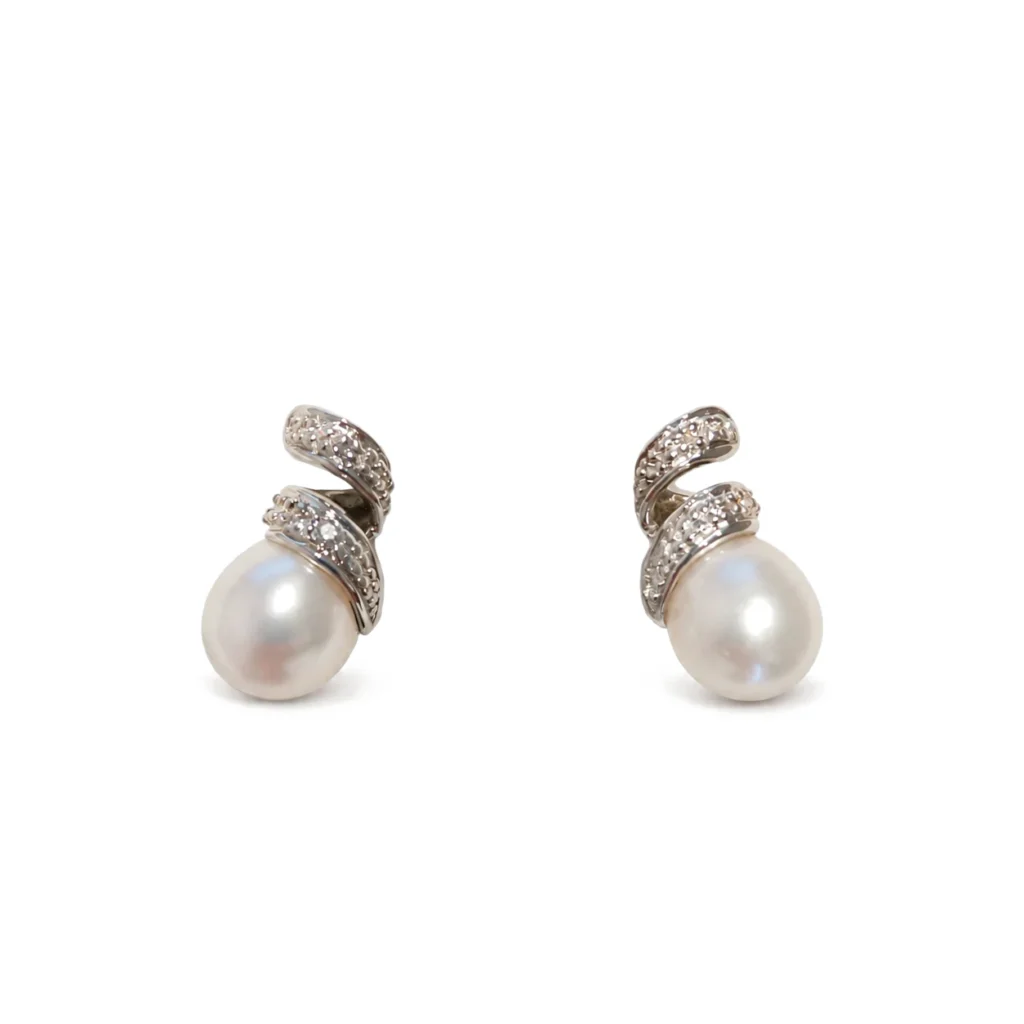 Orecchini oro bianco con perle e diamanti KT 0.04 H Kiara, oro 18 kt